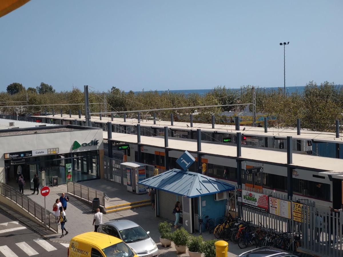 Luxury Apartment Accommodation, Next To Beach & Train Station Calella Bagian luar foto